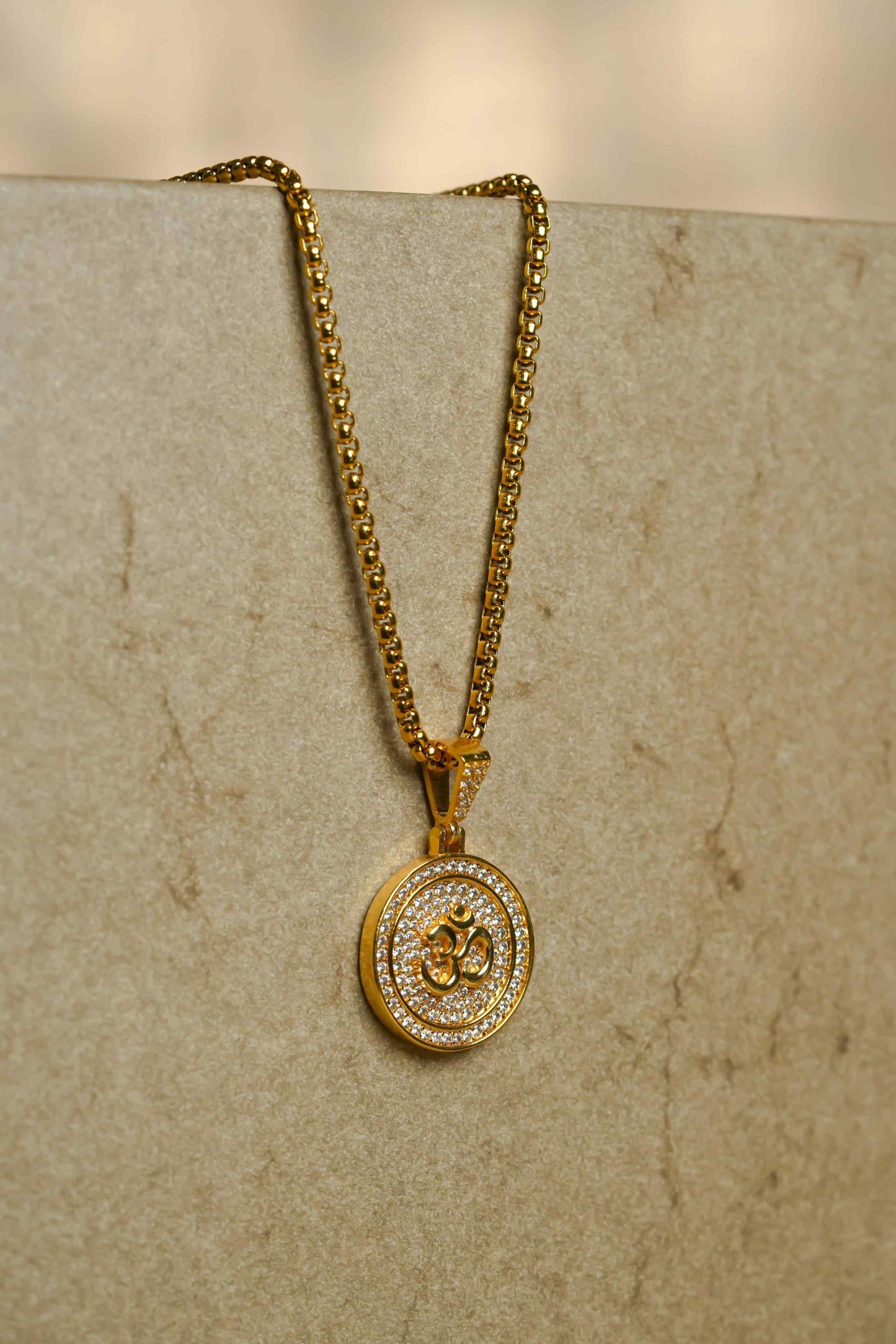 🕉️ Om Symbol Pendant With Chain (Unisex)